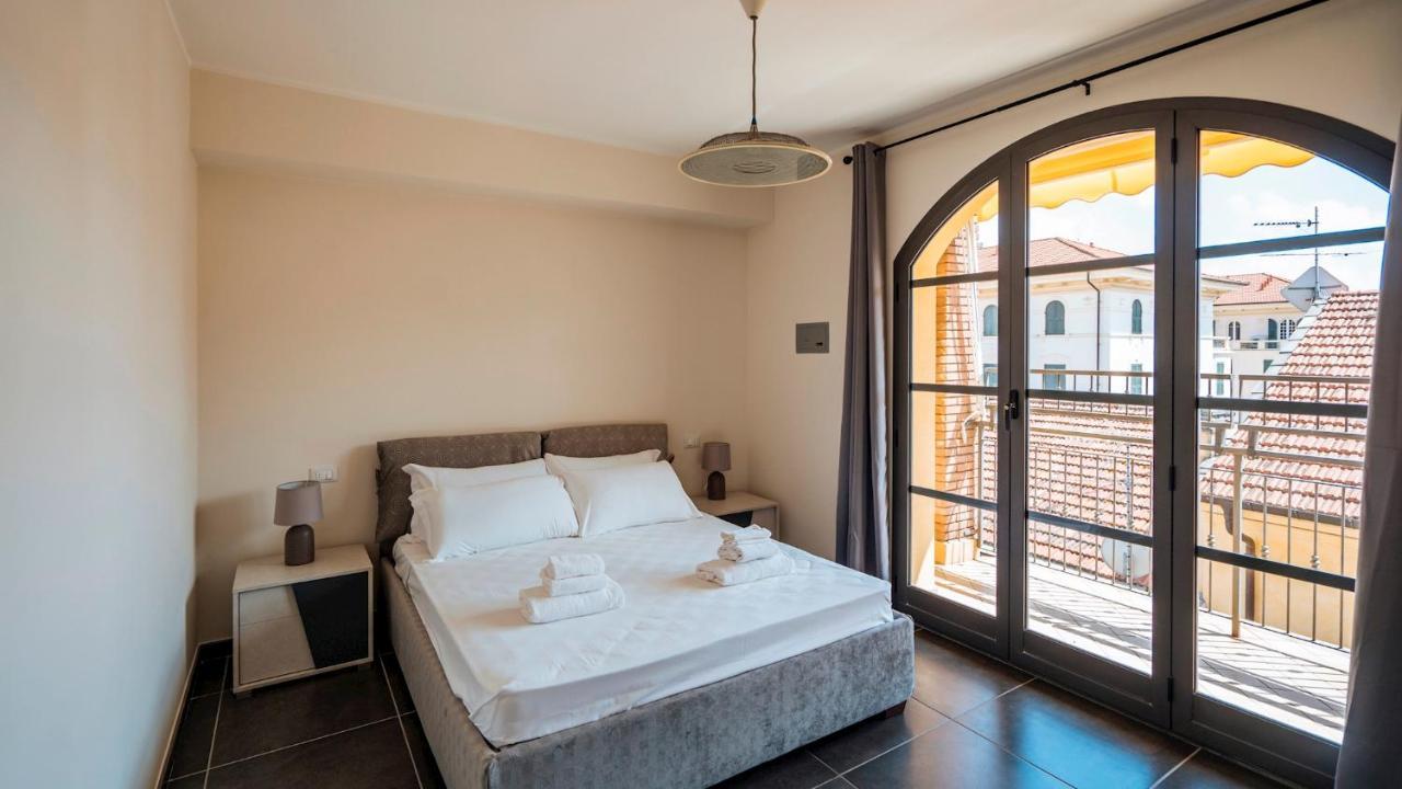 Dei Mille 31 B Apartment Албенга Екстериор снимка