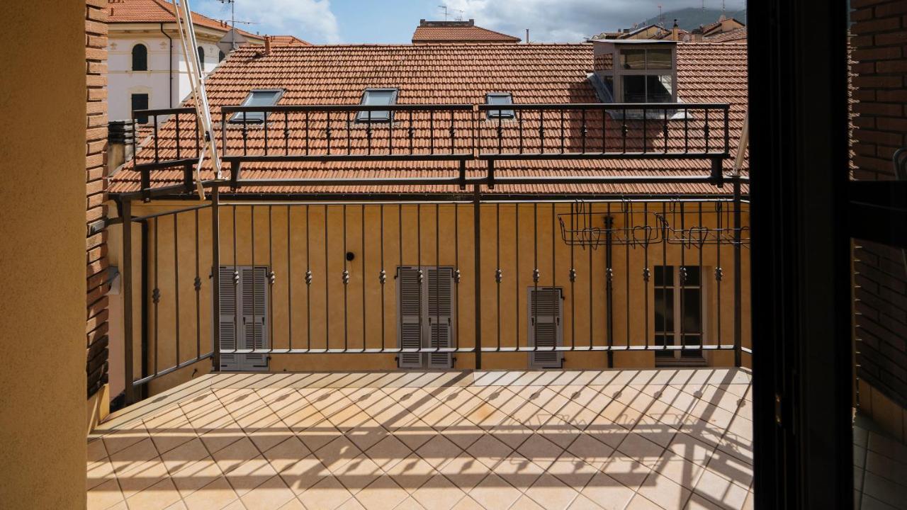 Dei Mille 31 B Apartment Албенга Екстериор снимка